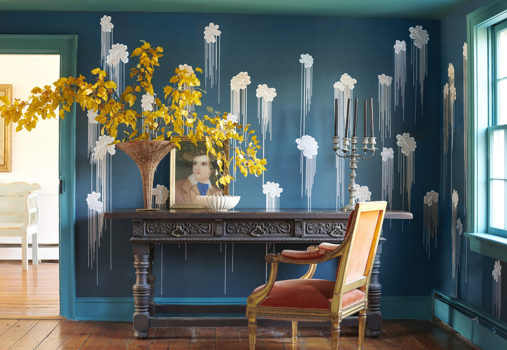 Marchen in Krinkled White